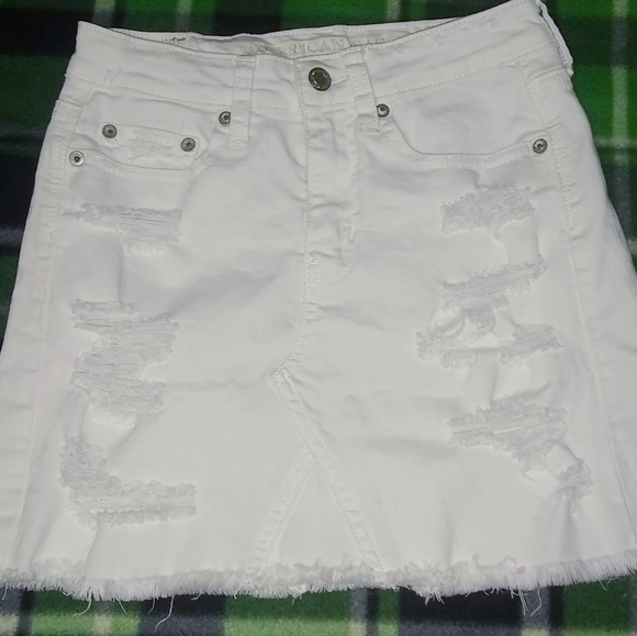 American Eagle white jean skirt - Picture 1 of 4